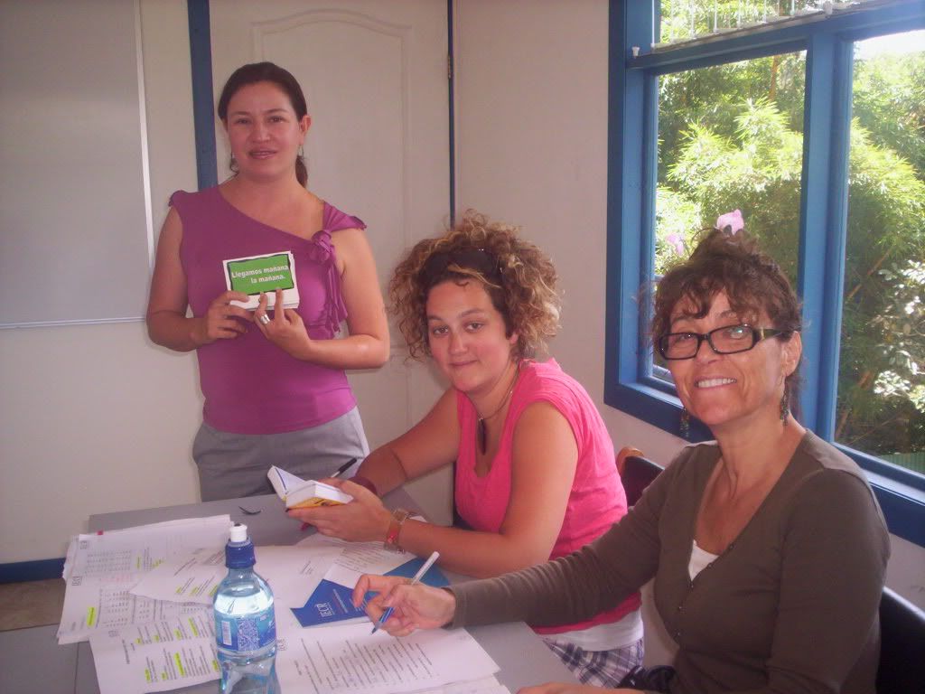 IECR offers excellent Spanish courses at convenient prices to students, colleges, universities and groups. Ask for group discounts! Study Spanish, get to know a new culture and meet people from all over the world at IECR in San Jose, Costa Rica. (c) Iecr_album study spanish abroad
