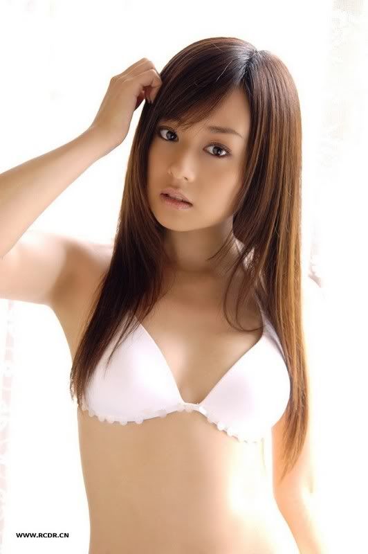 Jun Natsukawa Sexy with Bikini